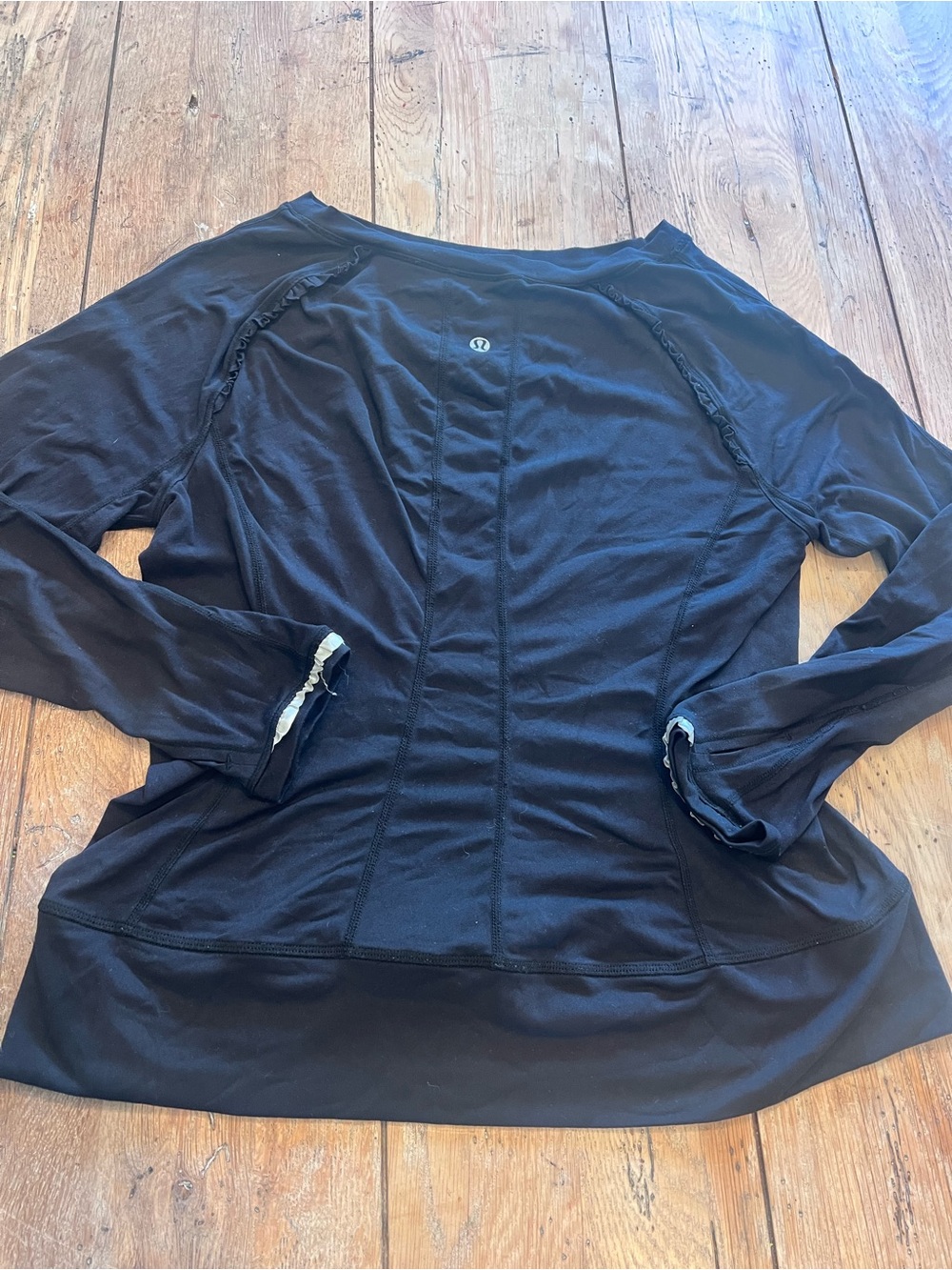 lululemon athletica Women's Black Long Sleeve Crew Neck Stretch Top 8 Ruffle